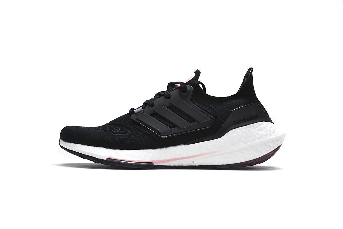 Tênis Adidas UltraBoost 22 - Preto Branco e Roxo - Feminino - TAM 34