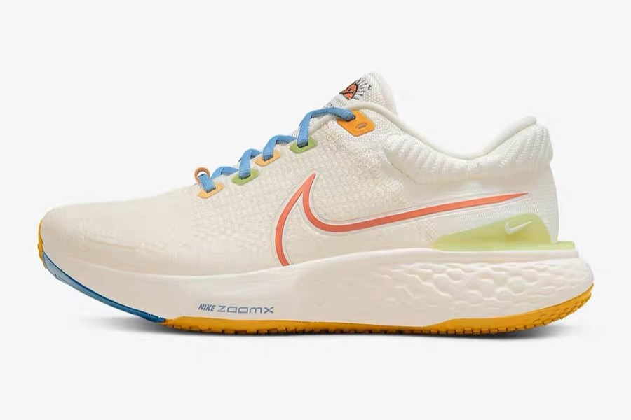 Tênis Nike ZoomX Invincible Run Flyknit 2 - Bege e Amarelo - Masculino